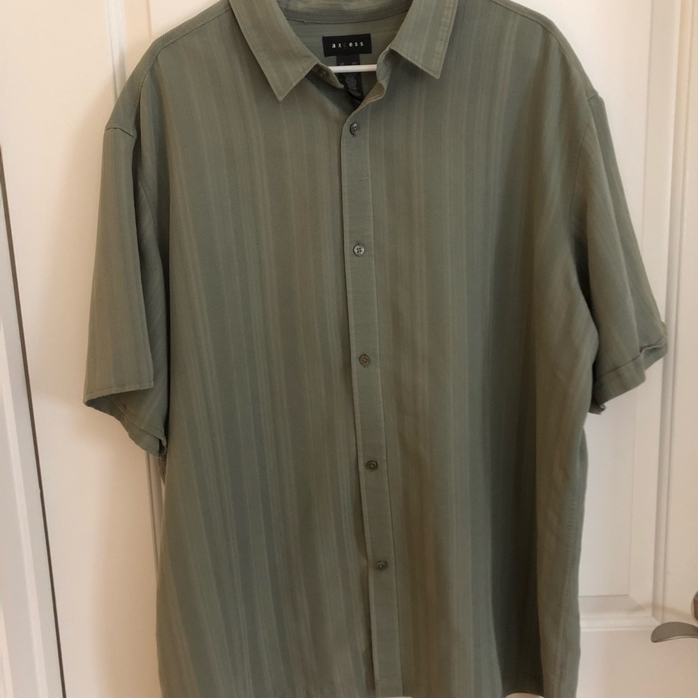 Green Short sleeve button down